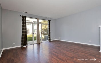 3141 Falling Waters Ln in Lindenhurst, IL - Building Photo - Building Photo