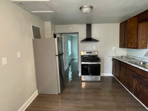 213 Munson St in Denison, TX - Building Photo - Building Photo