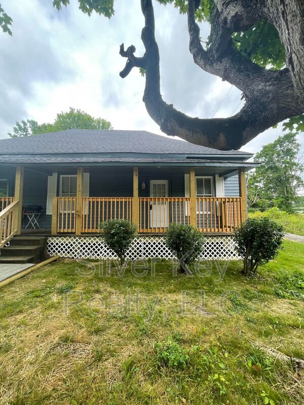 property at 17 Sunset Ave