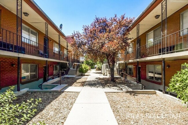 1365 Emery St W in Salt Lake City, UT - Building Photo - Building Photo