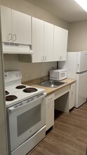 Sonesta Simply Suites Memphis - Extended Stay in Memphis, TN - Building Photo - Building Photo