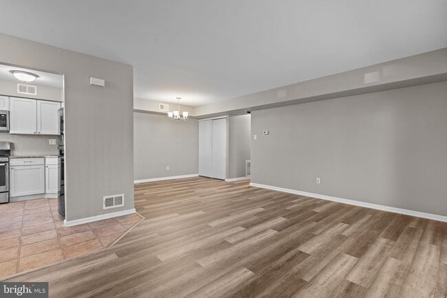 105 Hopkins Ct in Holland, PA - Building Photo - Building Photo