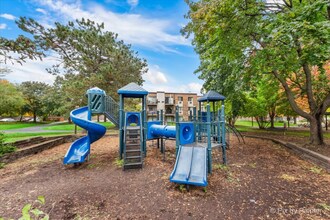 1457 N Winslowe Dr in Palatine, IL - Building Photo - Building Photo