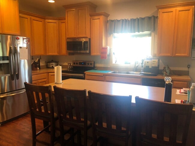 property at 811 Country Ave NE