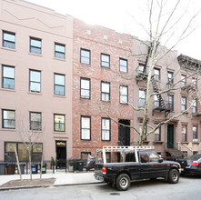 557 Henry St in Brooklyn, NY - Building Photo - Building Photo