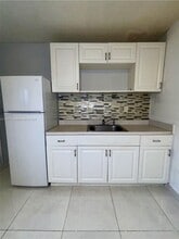 17252 SW 149th Pl in Miami, FL - Building Photo - Building Photo