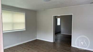 918 Lynah St in Savannah, GA - Building Photo - Building Photo