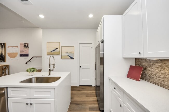property at 7502 B Carver Rd