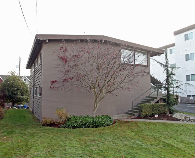 3612 WHITMAN Ave N in Seattle, WA - Foto de edificio - Building Photo