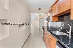 934 16th St in Miami Beach, FL - Building Photo - Building Photo