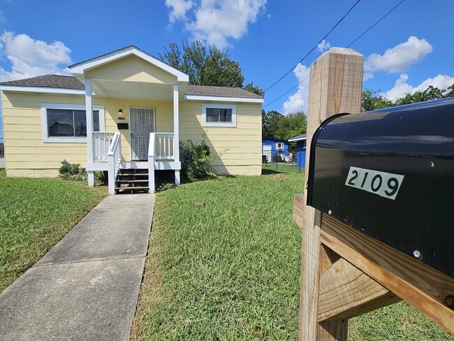 property at 2109 Anderson Ave