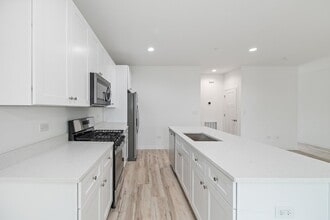 1234 Gillespie Ln in Yorkville, IL - Foto de edificio - Building Photo