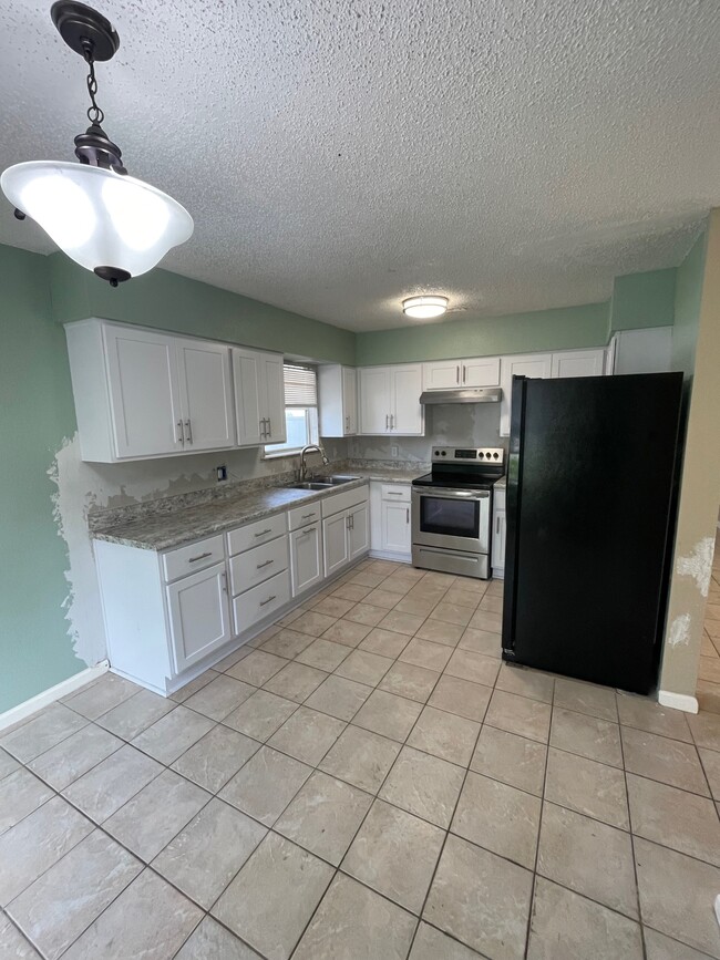 4606 Wood Ave in Jacksonville, FL - Building Photo - Building Photo