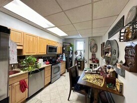 354 Tappan St, Unit 1 in Brookline, MA - Building Photo