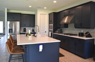 18420 Dayspring Pl in Venice, FL - Building Photo - Building Photo