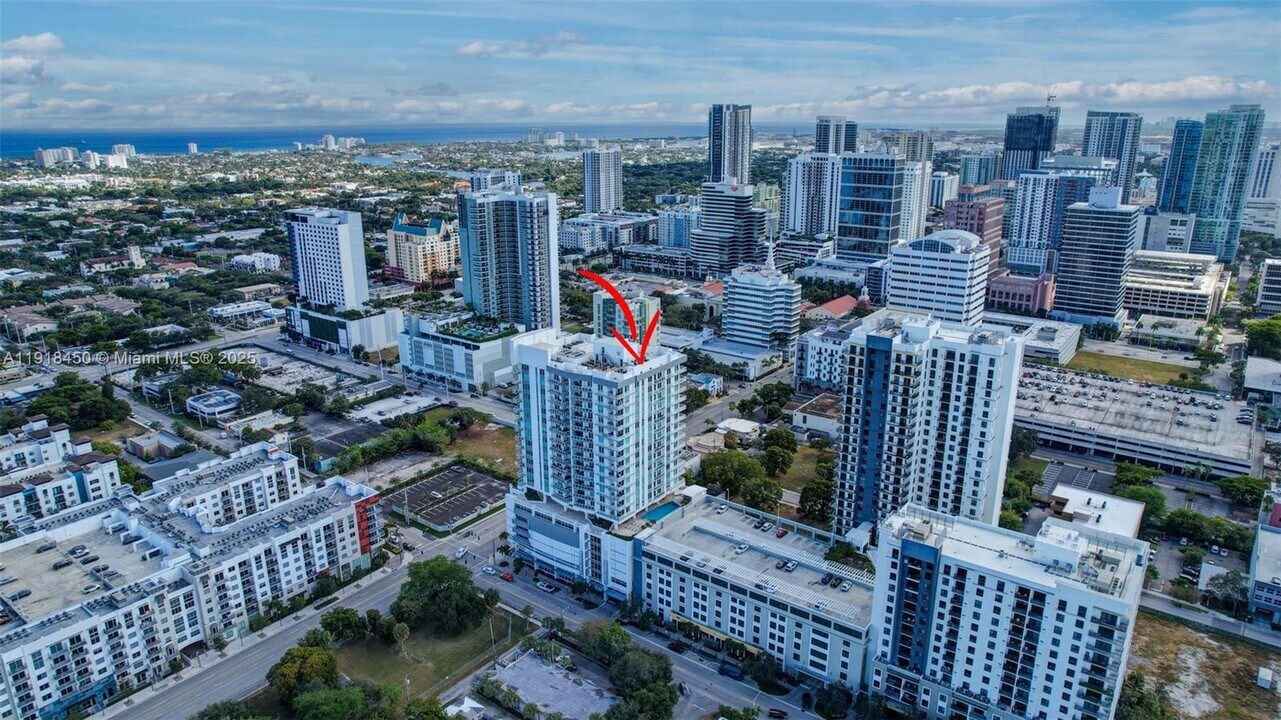 315 NE 3rd Ave, Unit 902 in Fort Lauderdale, FL - Building Photo