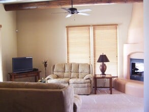 4274 Nambe Ct in Las Cruces, NM - Building Photo - Building Photo