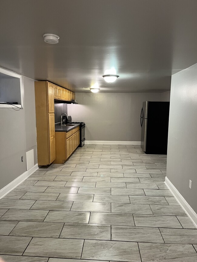 4900 Walton Ave, Unit 1ST FL FRONT in Philadelphia, PA - Building Photo - Building Photo