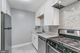 1301 20th St NW-Unit -915 in Washington, DC - Building Photo - Building Photo