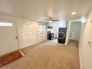 4418 N Chestnut St in Colorado Springs, CO - Building Photo - Building Photo