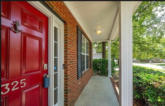 325 Afton Ln in Columbia, SC - Building Photo - Building Photo