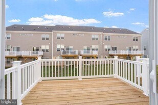 30 Cardinal Wy in Mount Laurel, NJ - Building Photo