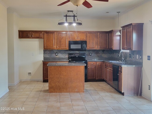 809 Haw Branch Rd in Beulaville, NC - Building Photo - Building Photo