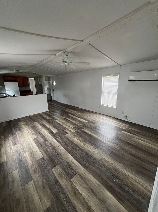 8 Pin Oak Ln in Hazlehurst, GA - Building Photo - Building Photo