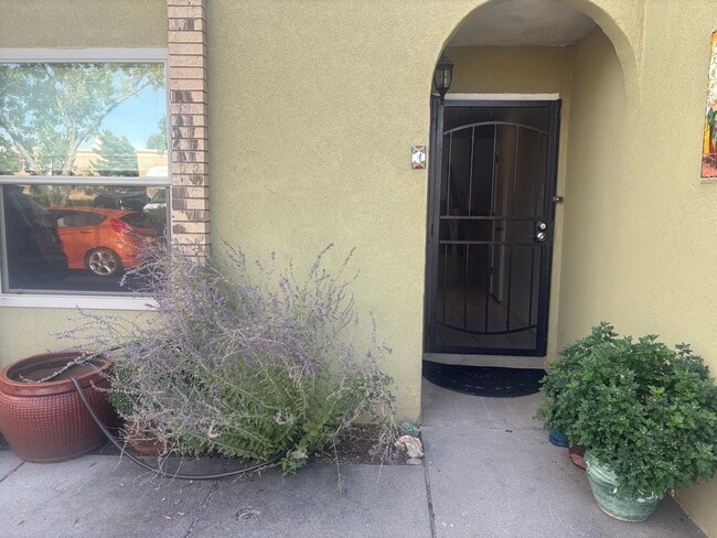 property at 2816 Palo Verde Dr NE
