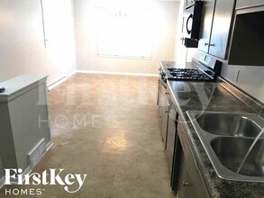 6667 Glenview Dr in Tinley Park, IL - Building Photo - Building Photo