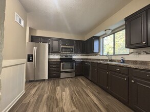 3708 NE 72 Terrace in Kansas City, MO - Building Photo - Building Photo