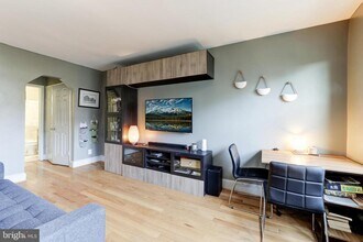 1363 K St SE in Washington, DC - Building Photo - Building Photo