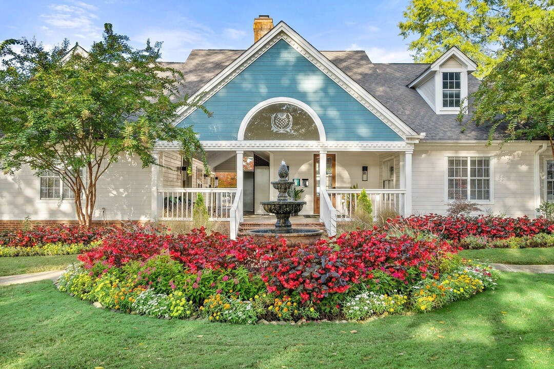 Hawthorne at the Park in Greenville, SC - Foto de edificio