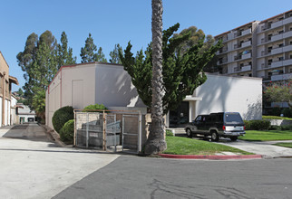 The Springs in La Mesa, CA - Building Photo - Building Photo