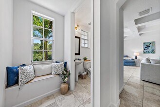 2624 Ravella Ln in Palm Beach Gardens, FL - Foto de edificio - Building Photo