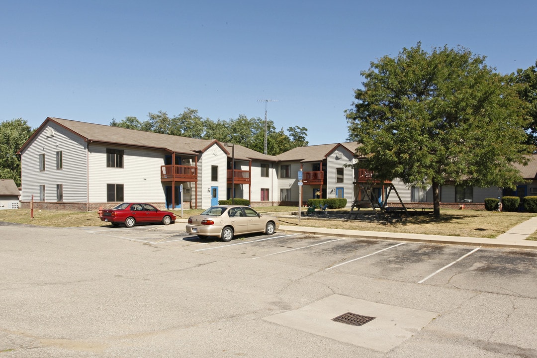 Mill Pond Family Apartments in Brooklyn, MI - Building Photo