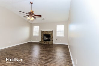 128 Greenleaf Dr in Hampton, GA - Building Photo - Building Photo