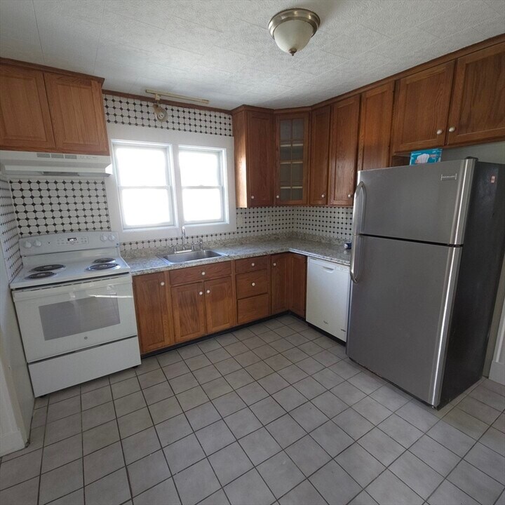 12 Alcott Park in Malden, MA - Building Photo