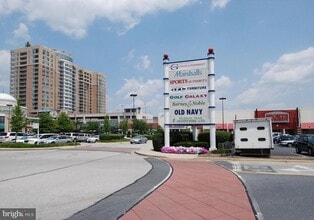 11415 Commonwealth Dr, Unit 202 in Rockville, MD - Building Photo - Building Photo