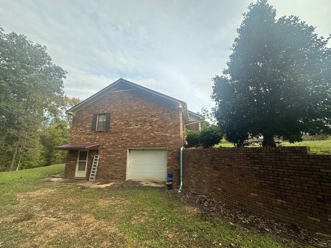 875 Sees Chapel Rd in Crenshaw, MS - Building Photo - Building Photo