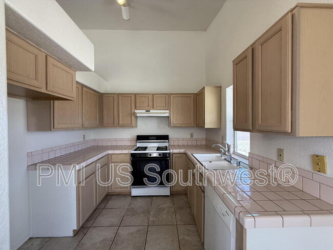 1987 Easy St in Fort Mohave, AZ - Building Photo - Building Photo