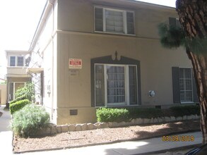 4251 Degnan Blvd, Unit #3 in Los Angeles, CA - Building Photo - Building Photo