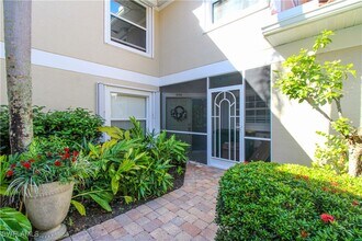 5330 Andover Dr in Naples, FL - Building Photo - Building Photo