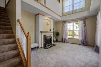 1998 Siefert St in Chaska, MN - Building Photo - Building Photo