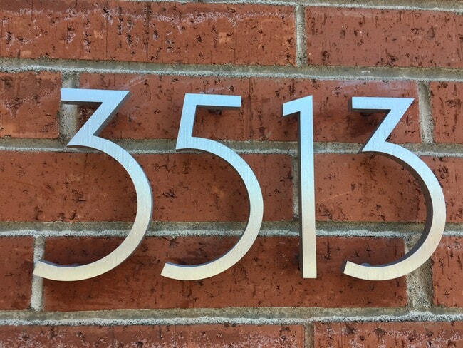 3513 NE 95th St, Unit 2 in Seattle, WA - Building Photo - Building Photo