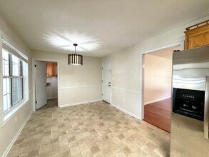 64 Randi Dr in Jackson, TN - Building Photo - Building Photo