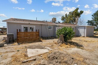 48240 90th St E in Lancaster, CA - Building Photo - Building Photo