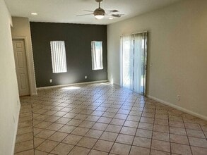 856 Park Walk Ave in Las Vegas, NV - Building Photo - Building Photo