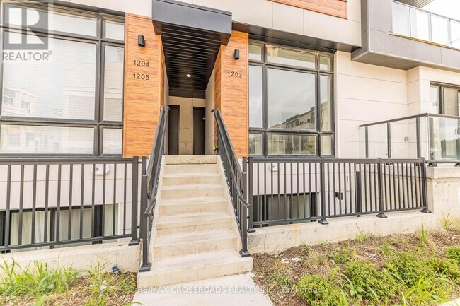 1203-1210 DAVID EYER Rd in Richmond Hill, ON - Building Photo - Building Photo