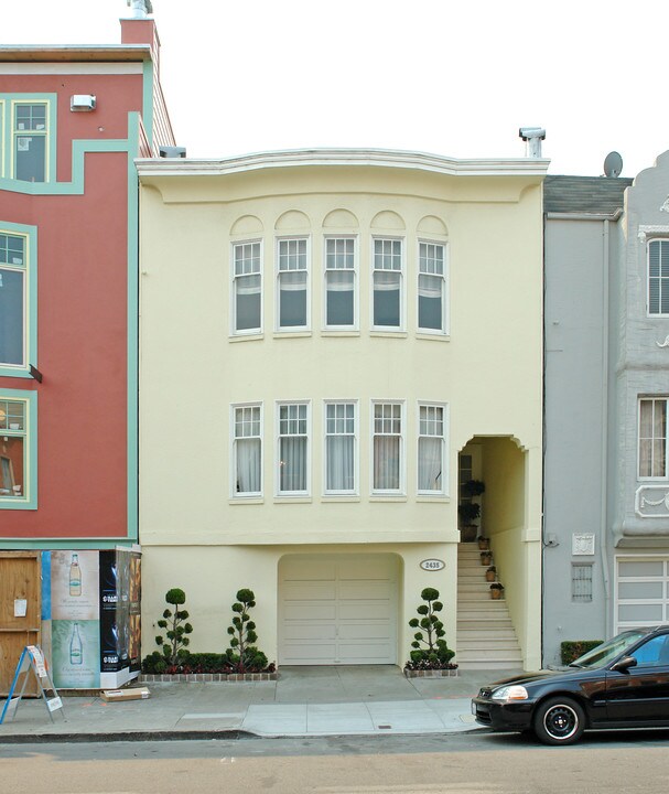 2435-2437 Chestnut St in San Francisco, CA - Building Photo